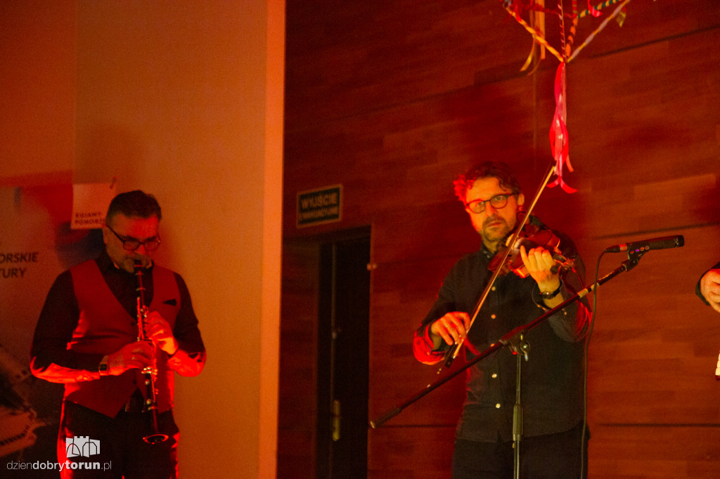 Potańcówka karnawałowa z kapelą Słodkie Fascynacje