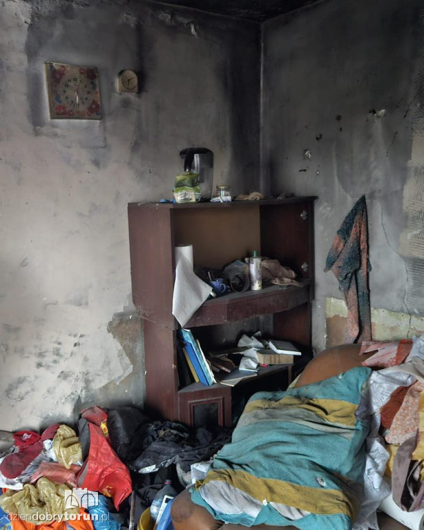 Streetworkerzy sprawdzają pustostany