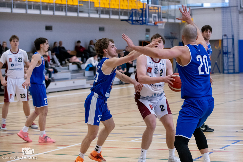 AZS UMK Transbruk Toruń : Akademia Gortata Gdańsk