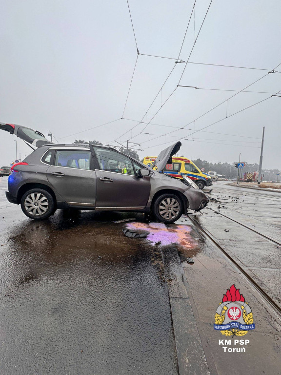 Wypadek na skrzyżowaniu Polnej i Ugory