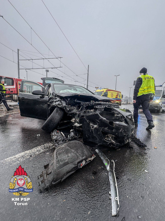 Wypadek na skrzyżowaniu Polnej i Ugory