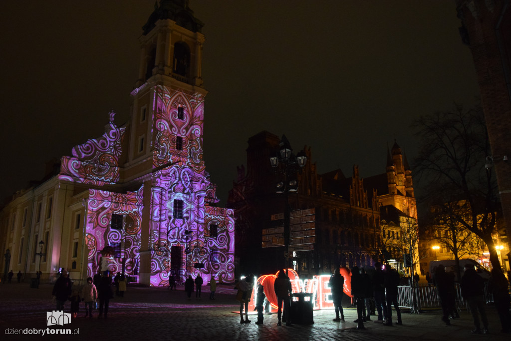 Ruchome murale Love is in the square