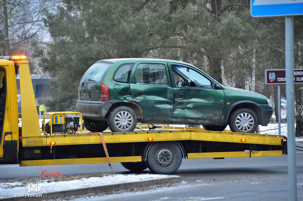 Ćwiczenia służb przy Rondzie Olimpijczyków