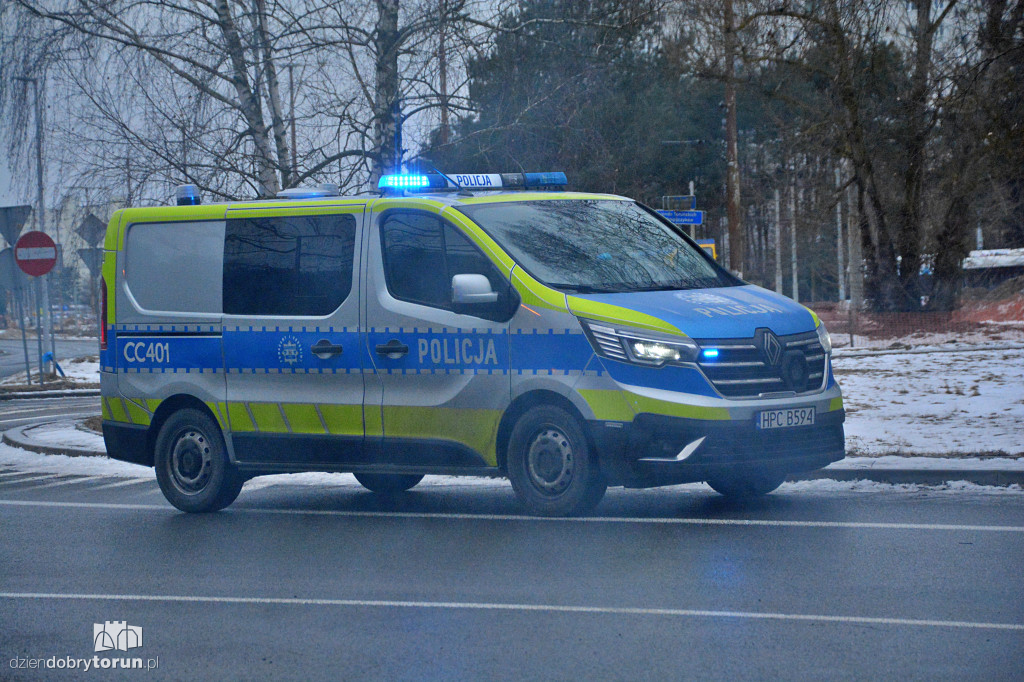 Ćwiczenia służb przy Rondzie Olimpijczyków