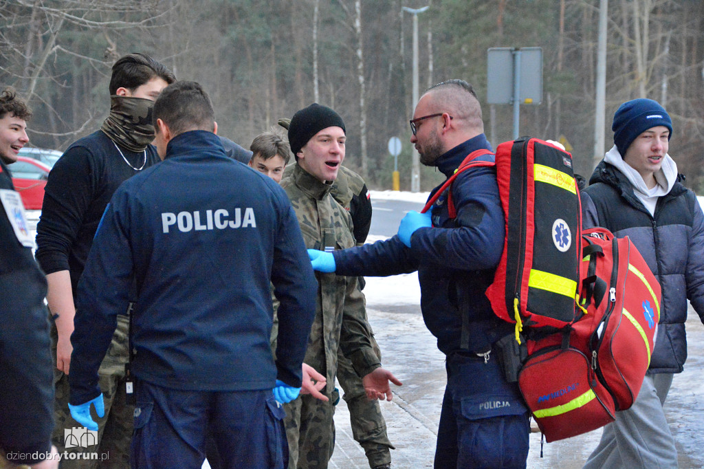 Ćwiczenia służb przy Rondzie Olimpijczyków