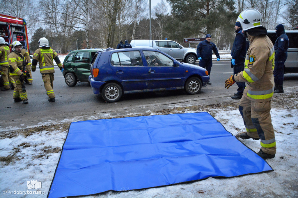 Ćwiczenia służb przy Rondzie Olimpijczyków