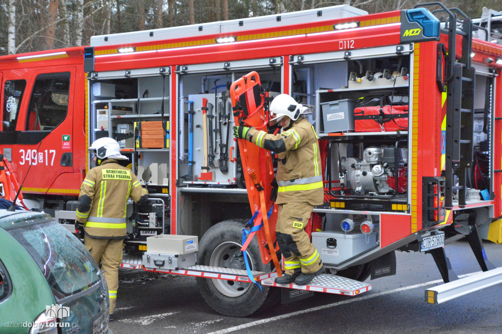 Ćwiczenia służb przy Rondzie Olimpijczyków