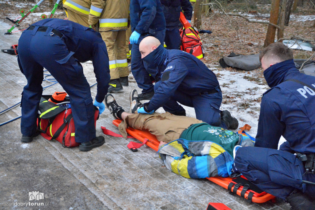 Ćwiczenia służb przy Rondzie Olimpijczyków