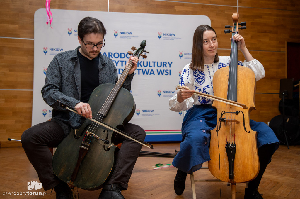 Potańcówka w Muzeum Etnograficznym