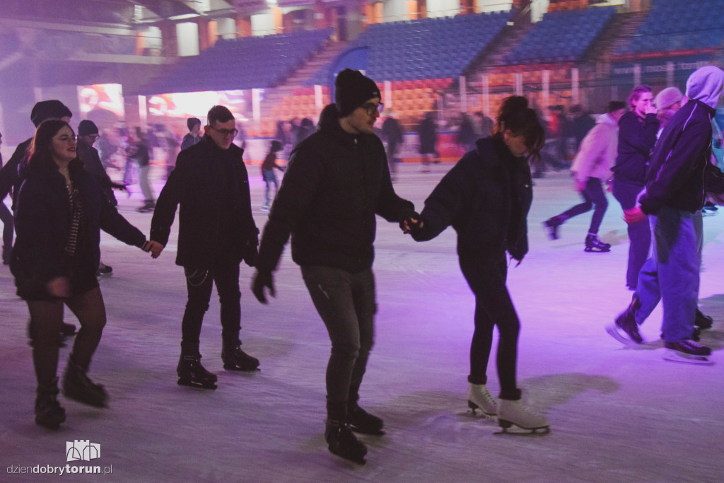 walentynkowa ślizgawka na Tor-Torze
