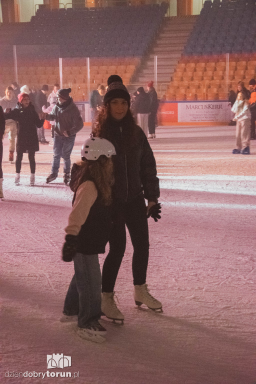 walentynkowa ślizgawka na Tor-Torze