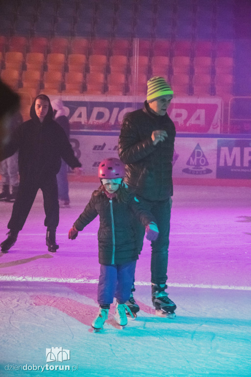 walentynkowa ślizgawka na Tor-Torze
