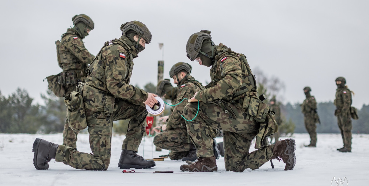 Eksplozje pod Toruniem. Tak szkolą się przyszli dowódcy