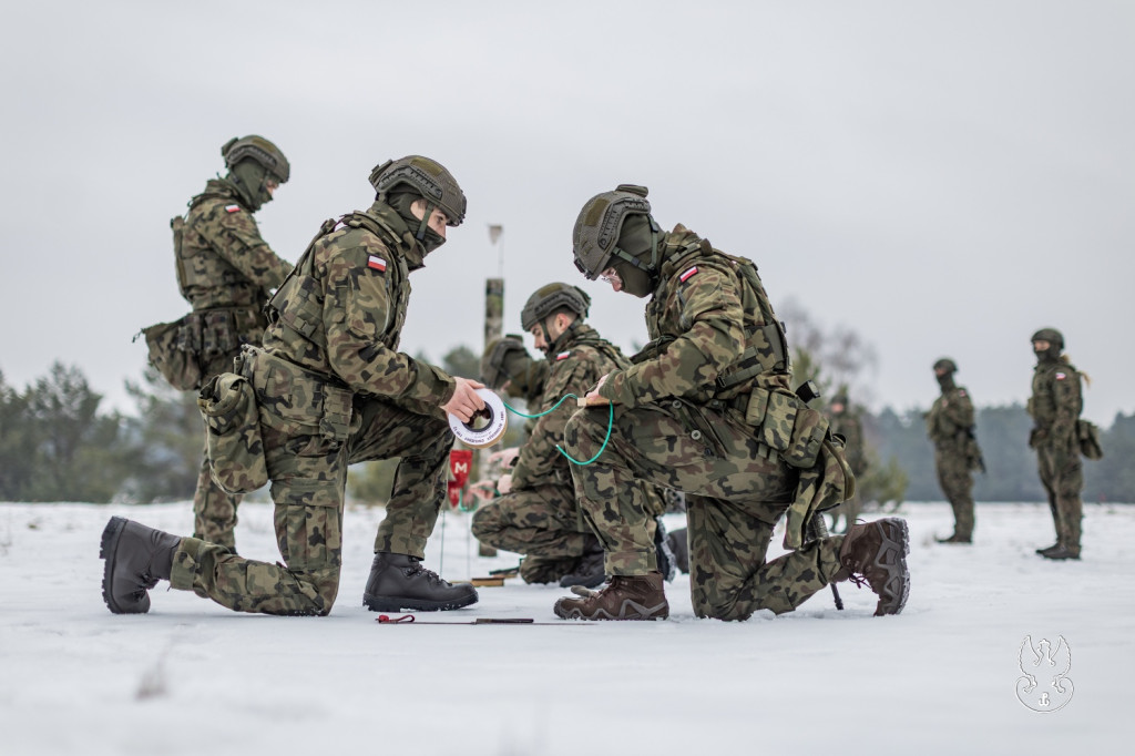 Eksplozje pod Toruniem. Tak szkolą się przyszli dowódcy