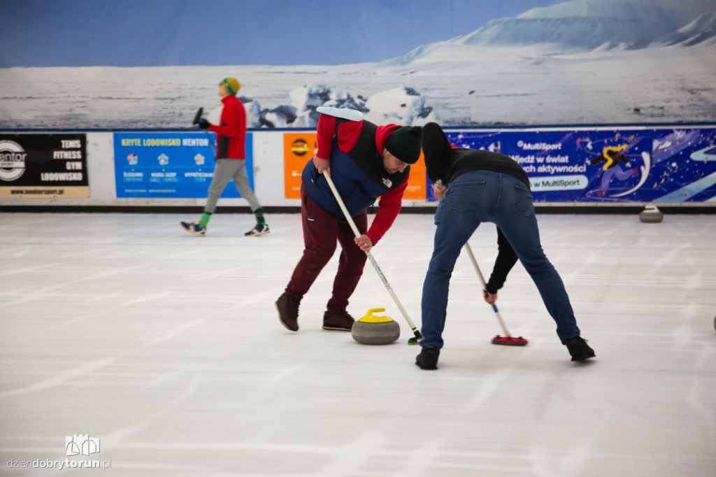 Świąteczna Bitwa Gwiazd na Mentorze