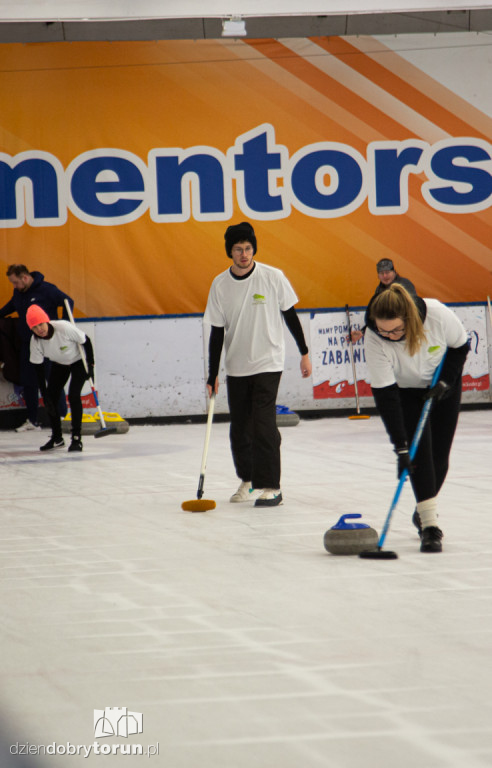 Świąteczna Bitwa Gwiazd na Mentorze