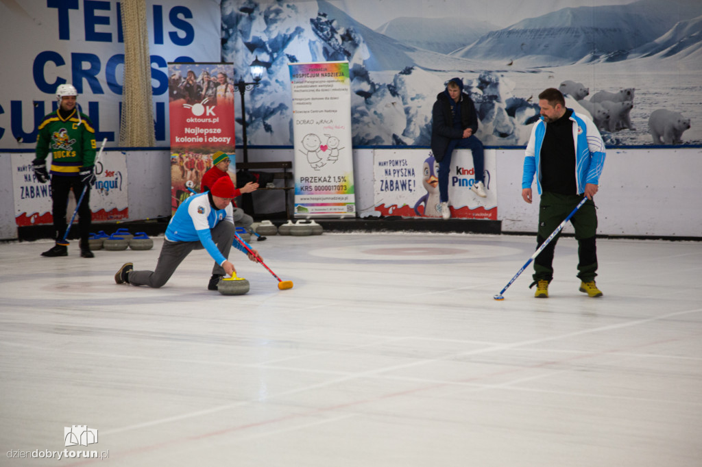 Świąteczna Bitwa Gwiazd na Mentorze