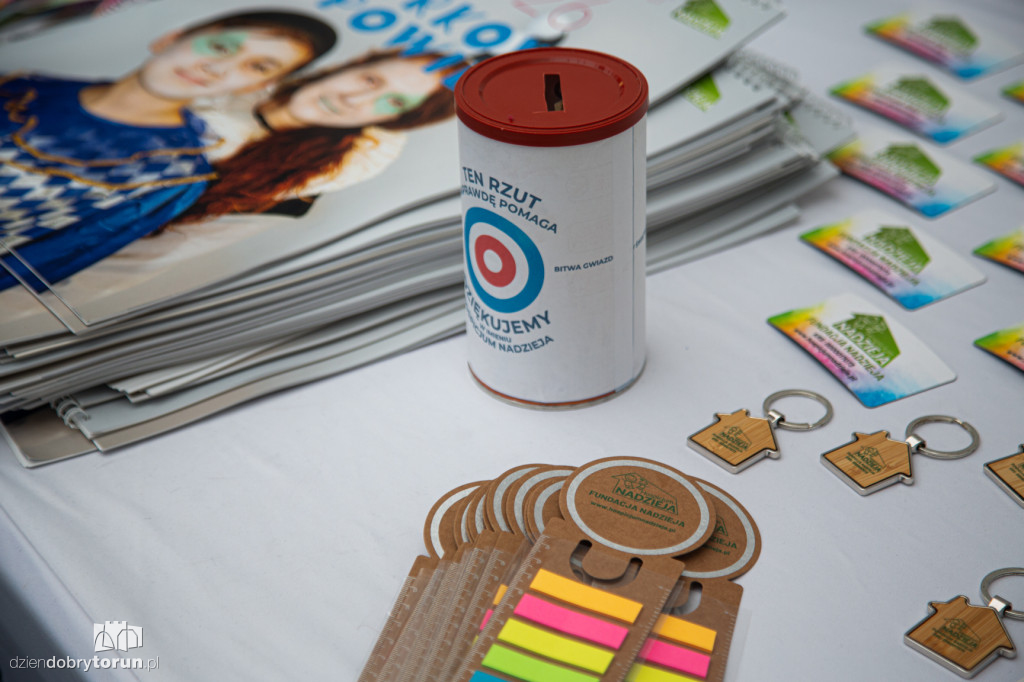 Świąteczna Bitwa Gwiazd na Mentorze