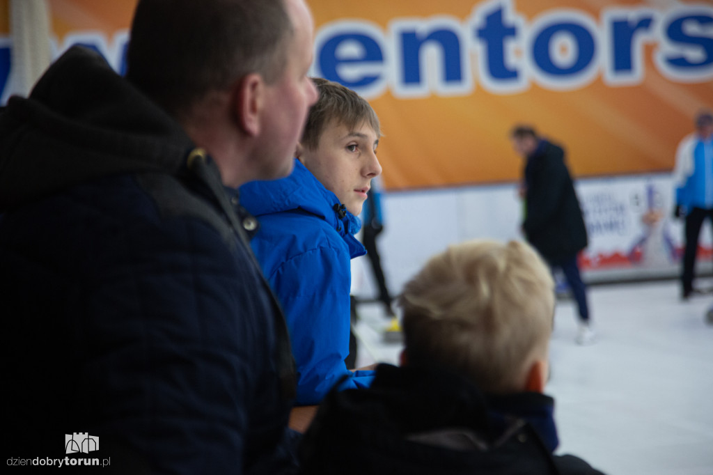 Świąteczna Bitwa Gwiazd na Mentorze