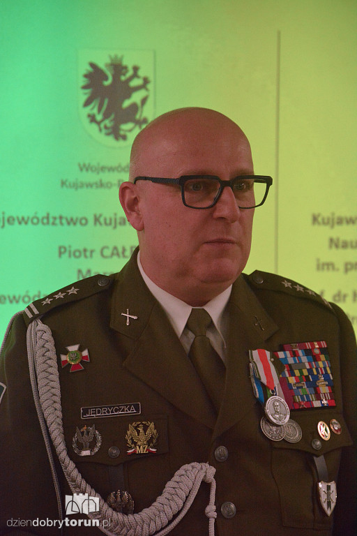 Porozumienie ws. wojskowej szkoły oficerskiej