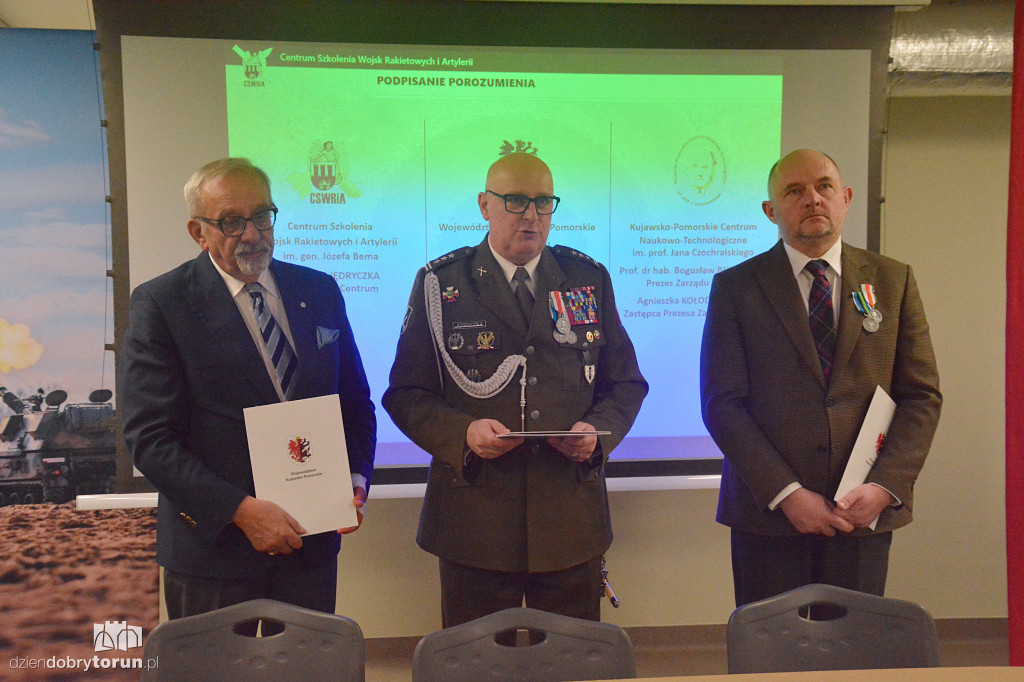 Porozumienie ws. wojskowej szkoły oficerskiej