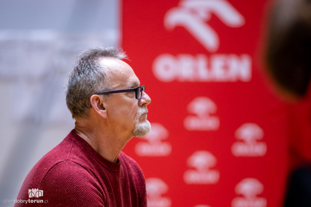 Energa Toruń 77 : 75 Artego Bydgoszcz