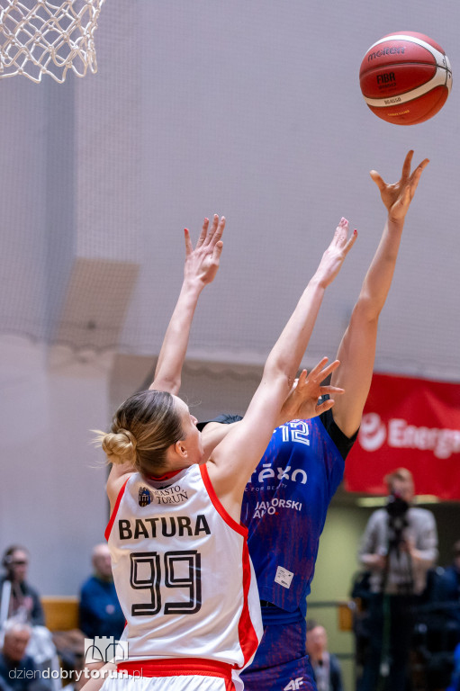 Energa Toruń 77 : 75 Artego Bydgoszcz