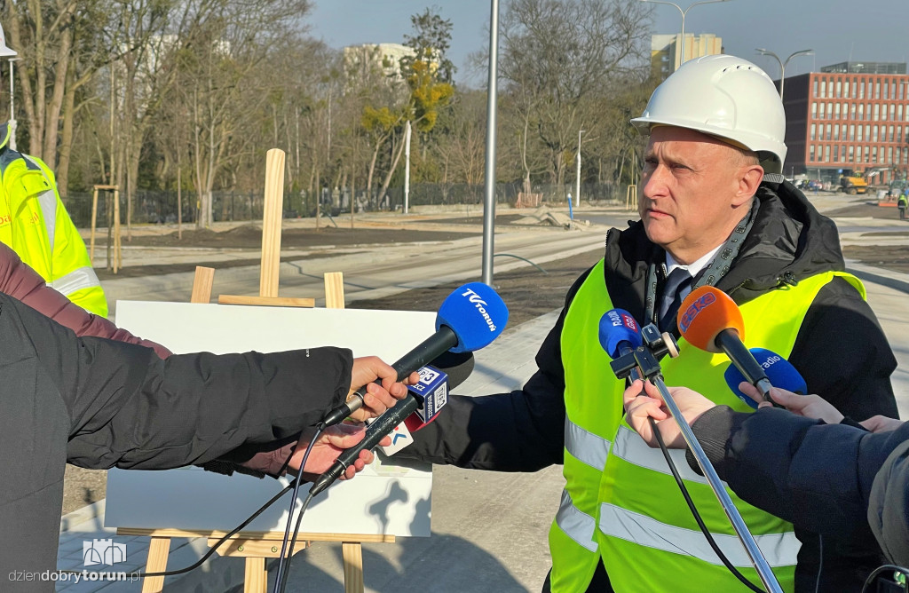 Konferencja na budowie Trasy Staromostowej