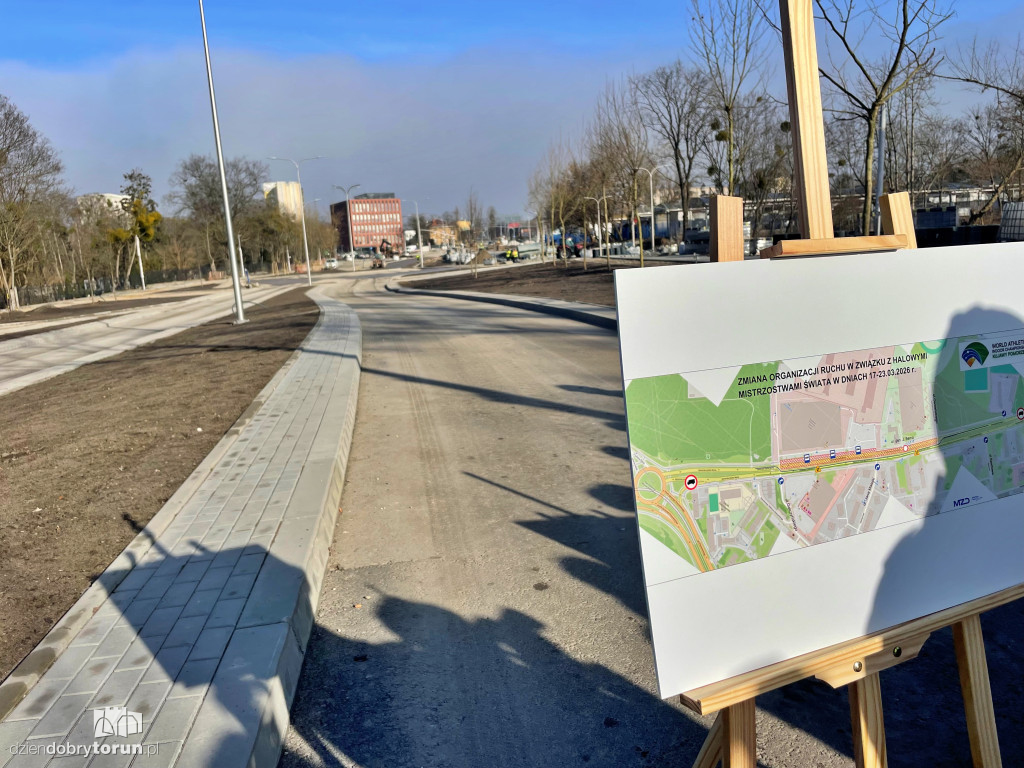 Konferencja na budowie Trasy Staromostowej