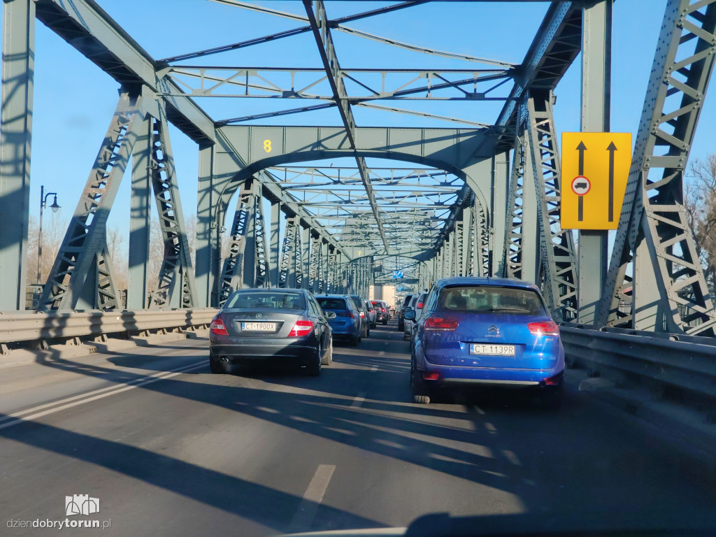 Poranny paraliż na lewobrzeżu