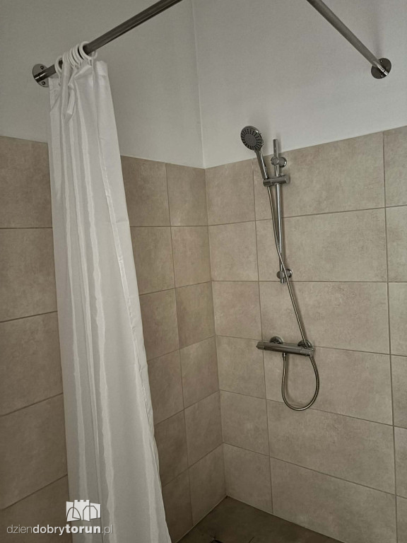 Nowy blok na Batorego