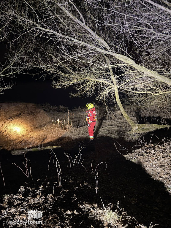 Nocna akcja ratowników nad Wisłą