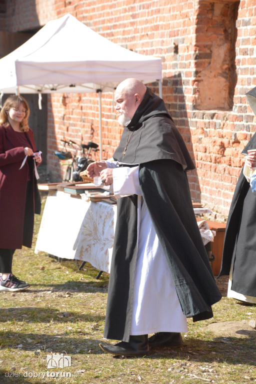 Królewska atmosfera na Zamku Dybowskim. Tak uczczono ważną rocznicę