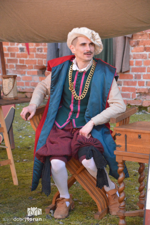 Królewska atmosfera na Zamku Dybowskim. Tak uczczono ważną rocznicę