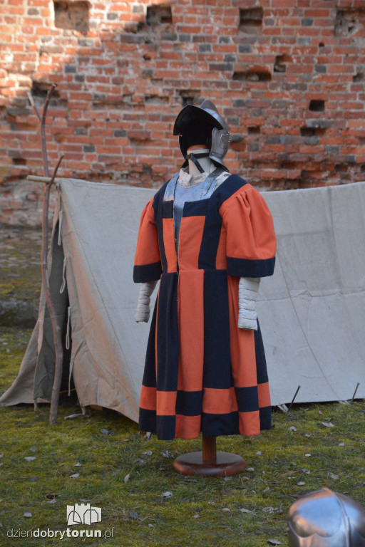 Królewska atmosfera na Zamku Dybowskim. Tak uczczono ważną rocznicę