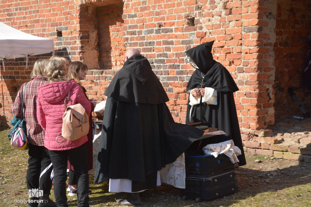 Królewska atmosfera na Zamku Dybowskim. Tak uczczono ważną rocznicę