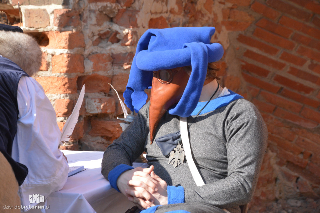 Królewska atmosfera na Zamku Dybowskim. Tak uczczono ważną rocznicę