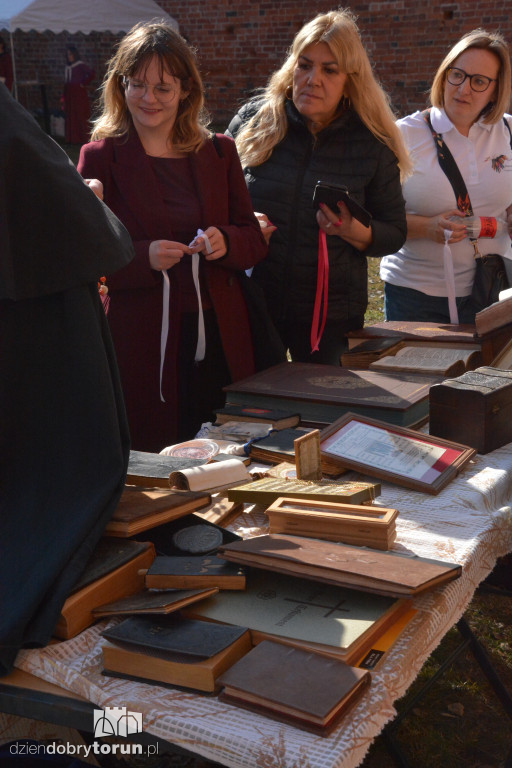 Królewska atmosfera na Zamku Dybowskim. Tak uczczono ważną rocznicę