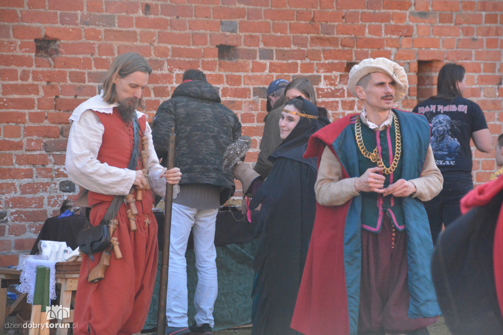 Królewska atmosfera na Zamku Dybowskim. Tak uczczono ważną rocznicę