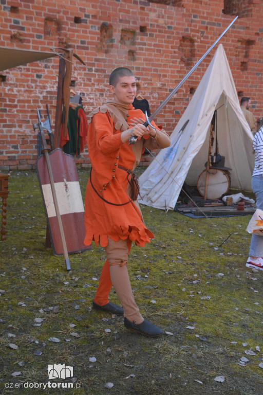 Królewska atmosfera na Zamku Dybowskim. Tak uczczono ważną rocznicę