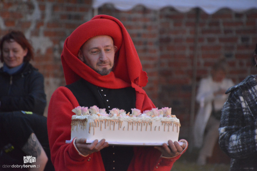 Królewska atmosfera na Zamku Dybowskim. Tak uczczono ważną rocznicę