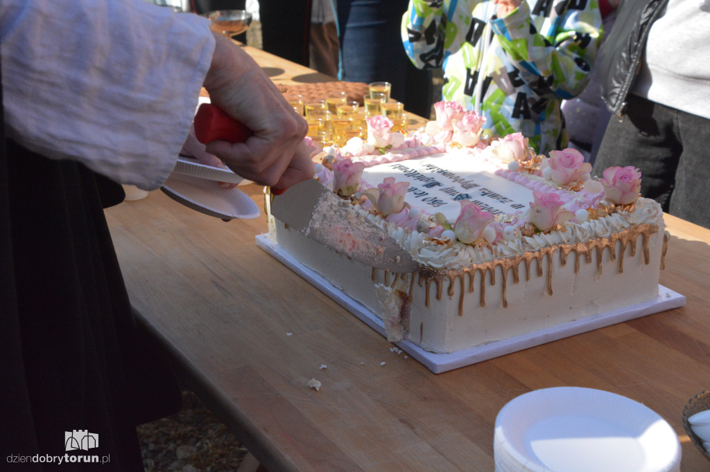 Królewska atmosfera na Zamku Dybowskim. Tak uczczono ważną rocznicę