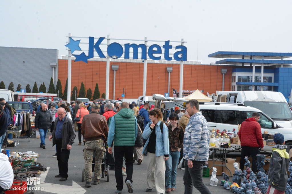 Pchli Targ pod Kometą