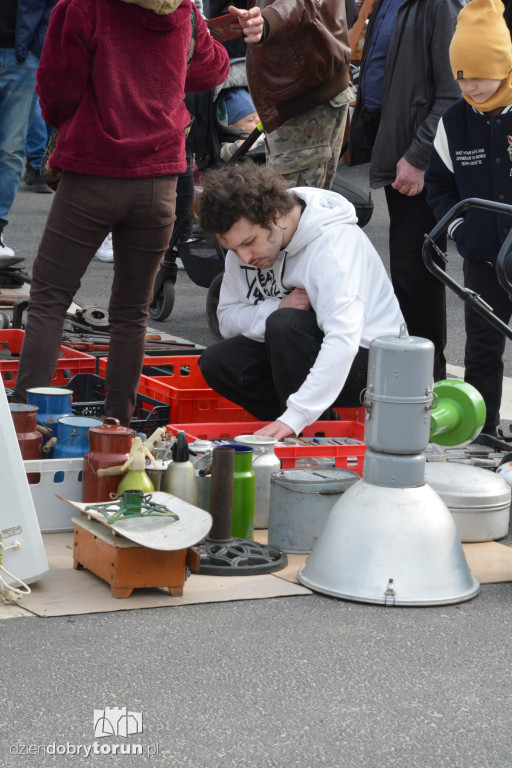 Pchli Targ pod Kometą