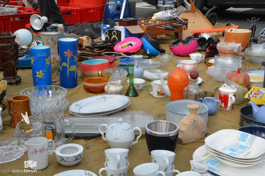 Pchli Targ pod Kometą