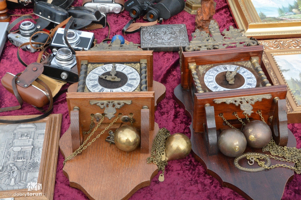 Pchli Targ pod Kometą