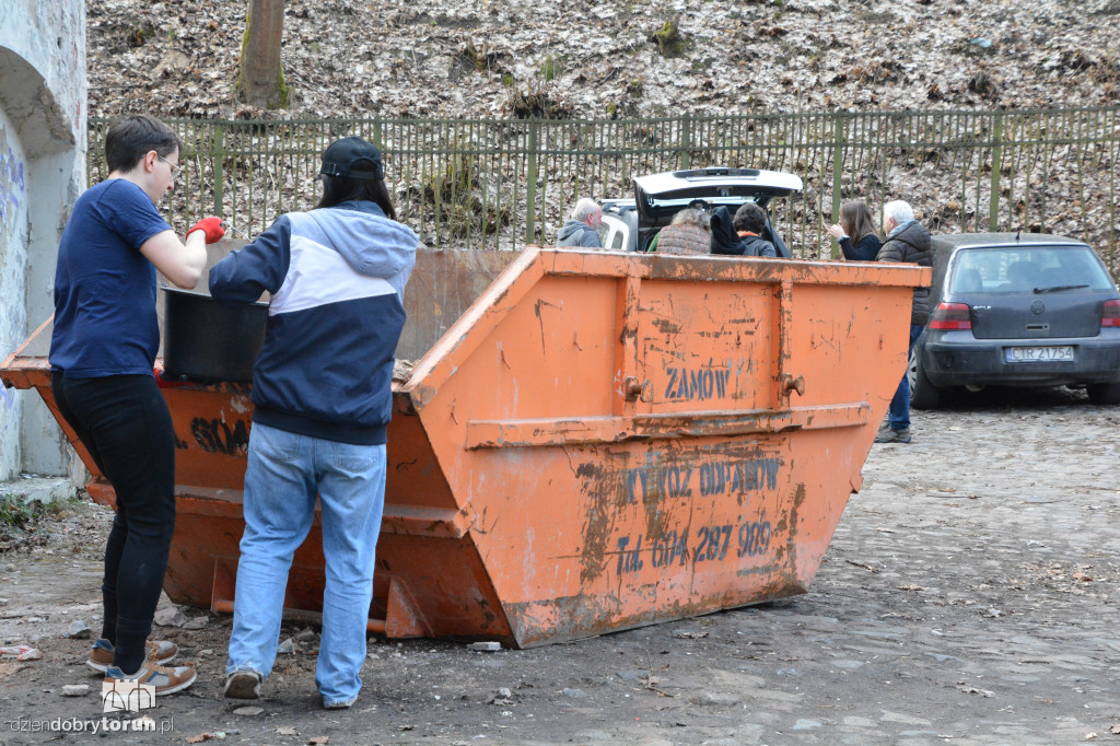 Wiosenne porządki w Forcie I