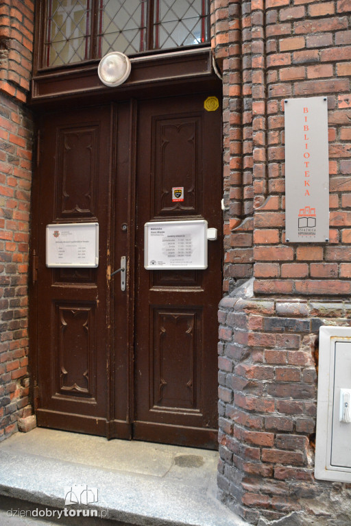 Kiermasz Książek w Bibliotece Stare Miasto