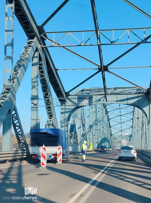 Utrudnienia na moście drogowym w Toruniu