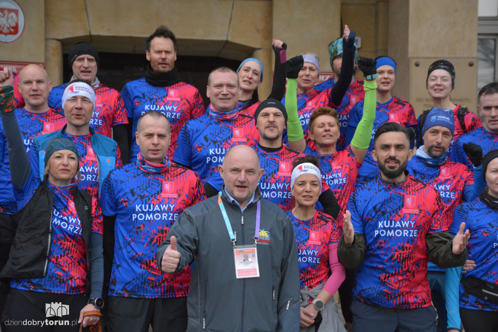 Ostatnia sztafeta za nami. Urzędnicy ruszyli na trasę